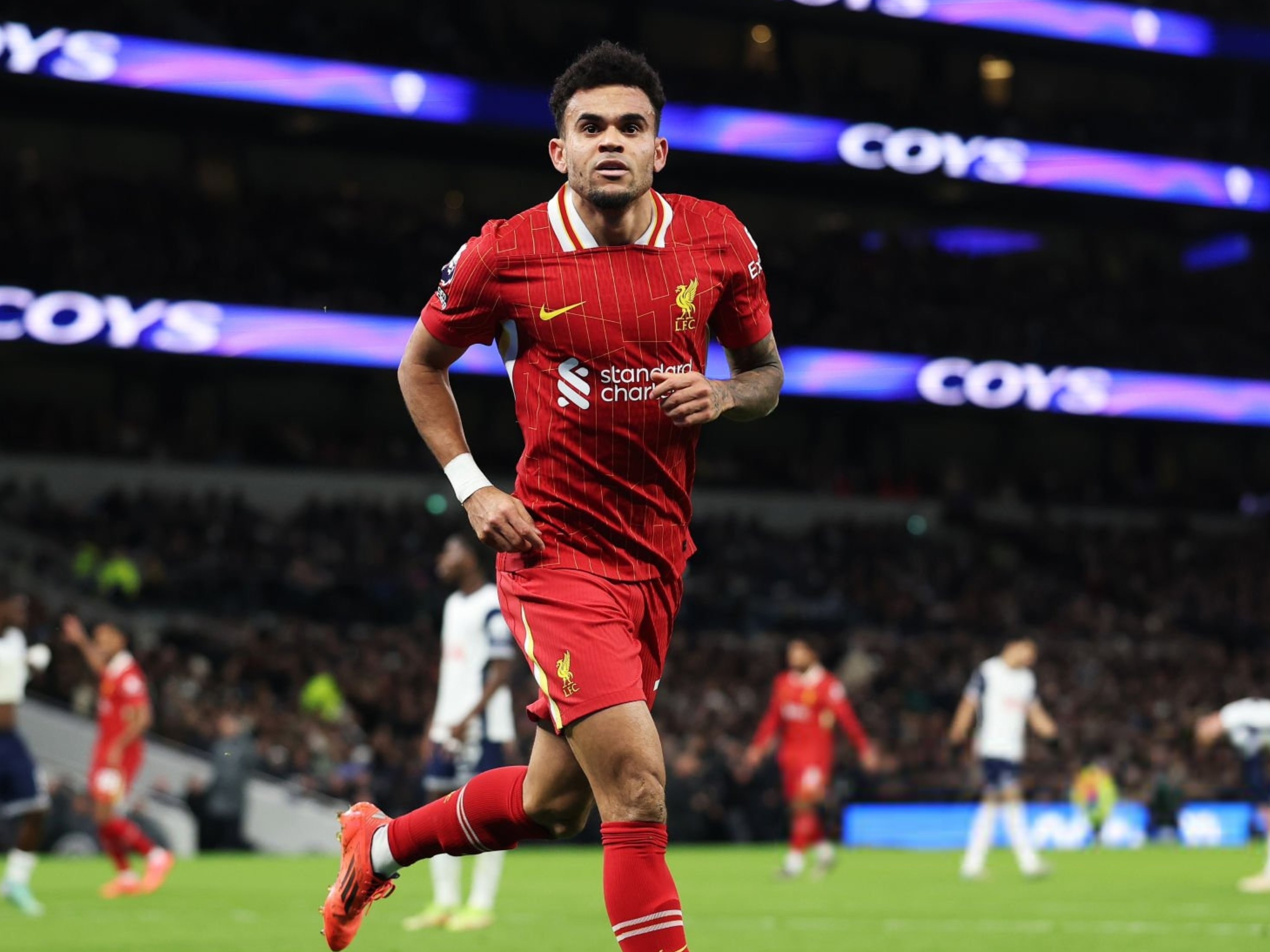 开云网站-包含法甲豪门在转会市场中动作频繁，追逐实力提升的词条