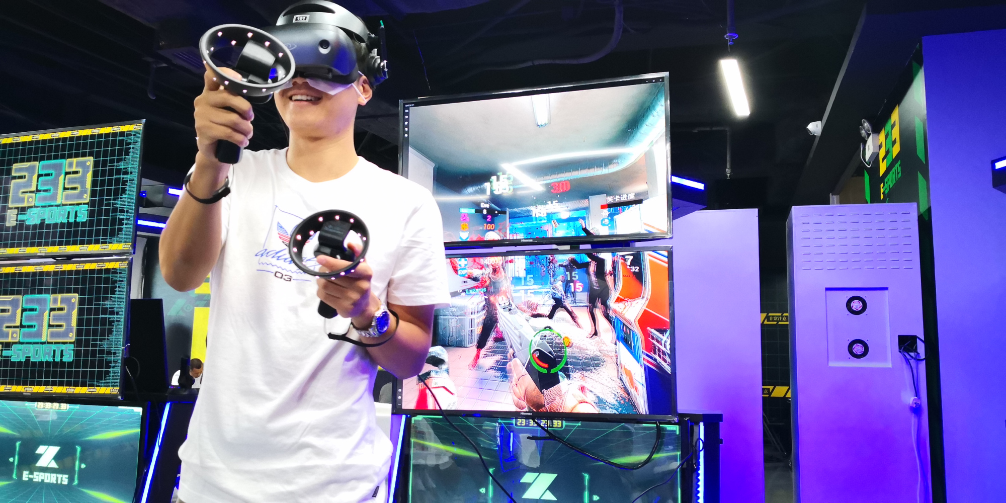 VR电竞体验区开放,感受未来电竞魅力!的简单介绍 VR电竞体验区开放,感受未来电竞魅力!的简单介绍