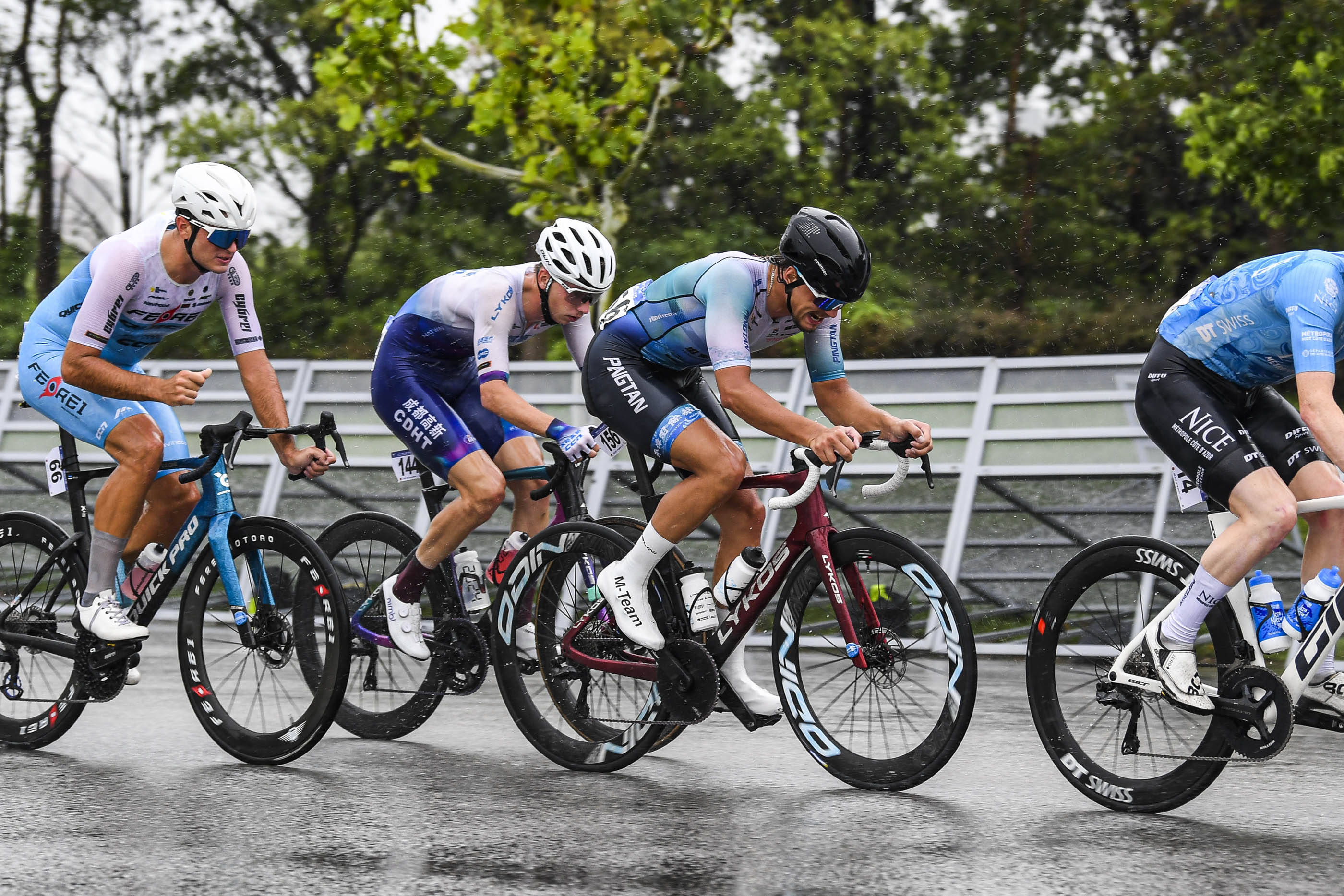 包含极限单车攀爬赛:城市障碍的智慧突破的词条 包含极限单车攀爬赛:城市障碍的智慧突破的词条