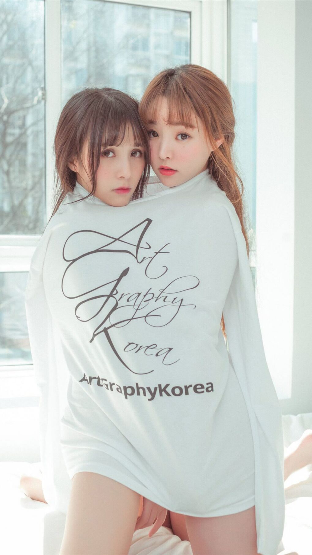 亮点不断：库里在与火箭的比赛中投中了多个“秀远距离”三分瞬间，成为焦点！